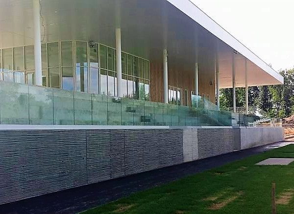 Mur rideau du stade de la Houve Creutzwald