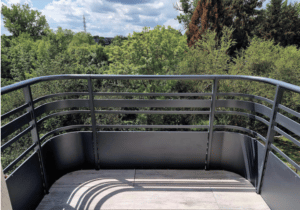 Un balcon en acier réalisé pour une résidence au Luxembourg